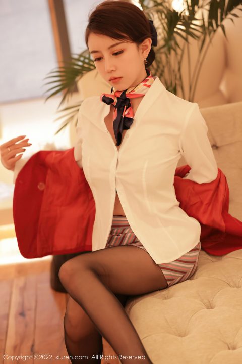 tina_甜仔(Zoe柚柚) - 秀人系全套合集[77期-2025.5]-孔雀海|珍藏合集